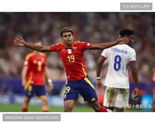 2月14日出生的足球天才盘点：这些球星的生日与足球传奇紧密相连