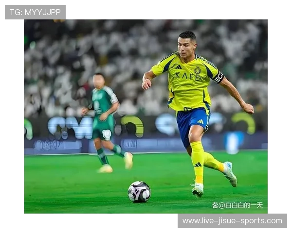 足球巨星含泪告别赛场见证辉煌瞬间与不舍情感交织 足球巨星含泪告别赛场见证辉煌瞬间与不舍情感交织