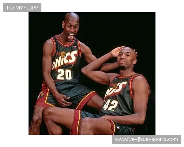 足球明星联手打造梦之队 各路传奇球员重聚赛场引爆全球关注