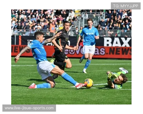 身高1米8的足球球星有哪些 他们在场上的表现如何